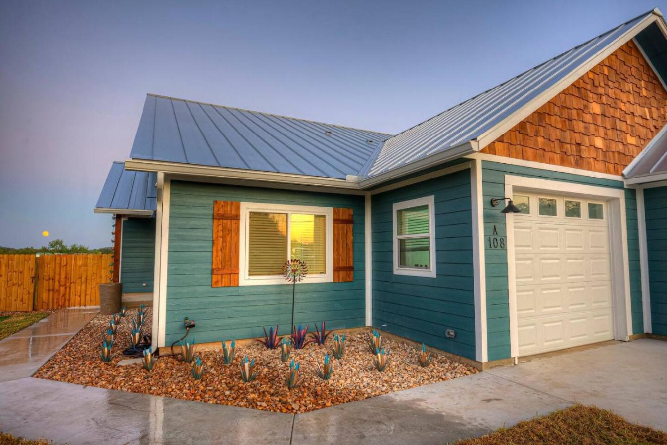The Lodge At Little Ranches Central Sleeps 26 Wimberley Exteriör bild