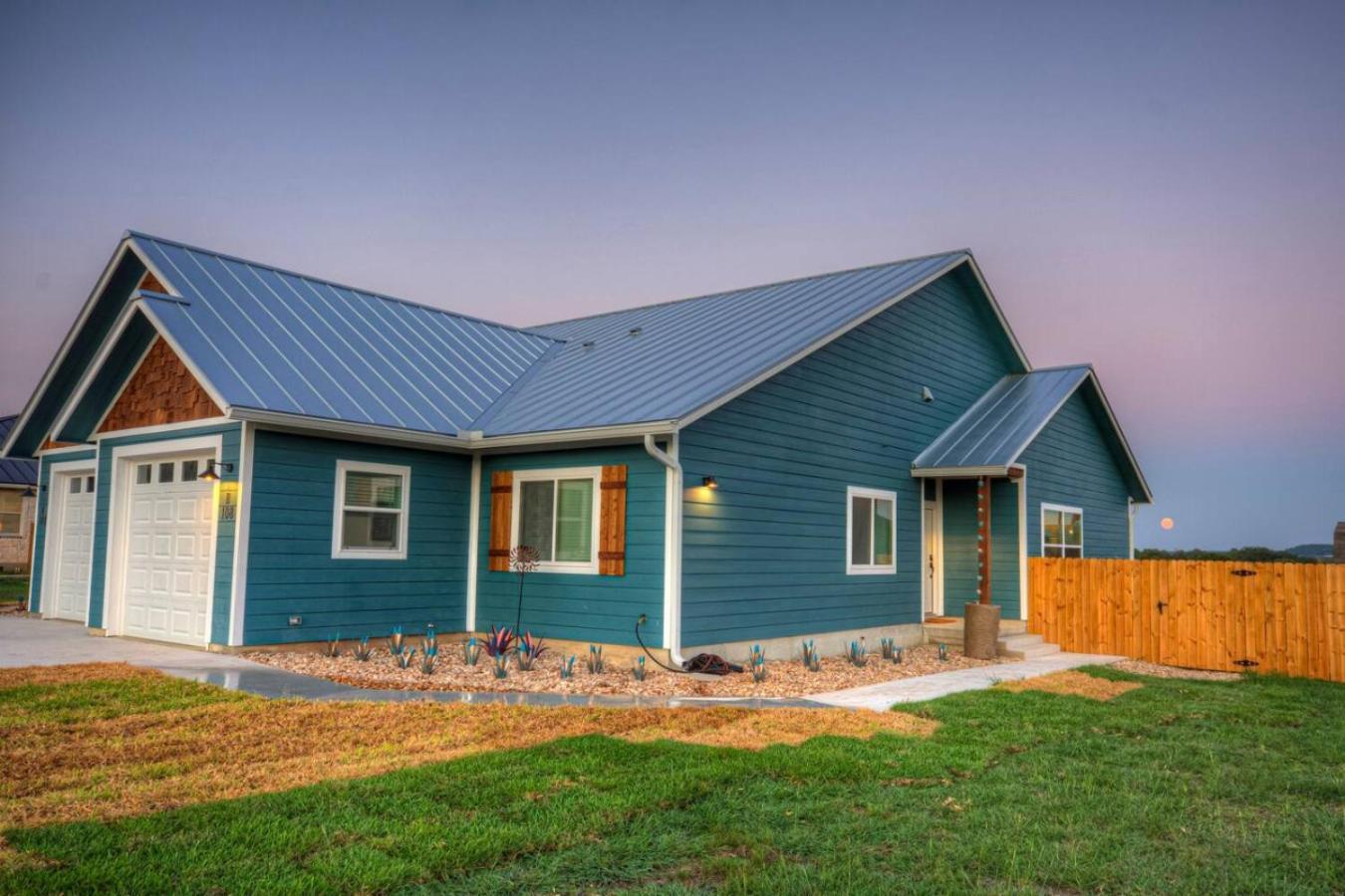 The Lodge At Little Ranches Central Sleeps 26 Wimberley Exteriör bild